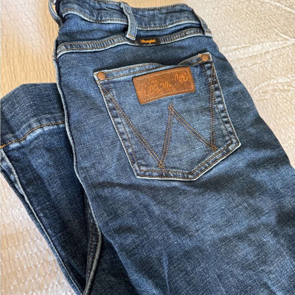Wrangler | Classic High Waisted Flare Jeans
